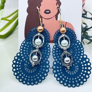 Elegant Blue and Gold Dangle Earrings